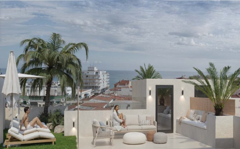 Exclusive new build apartment in the centre of Torrevieja