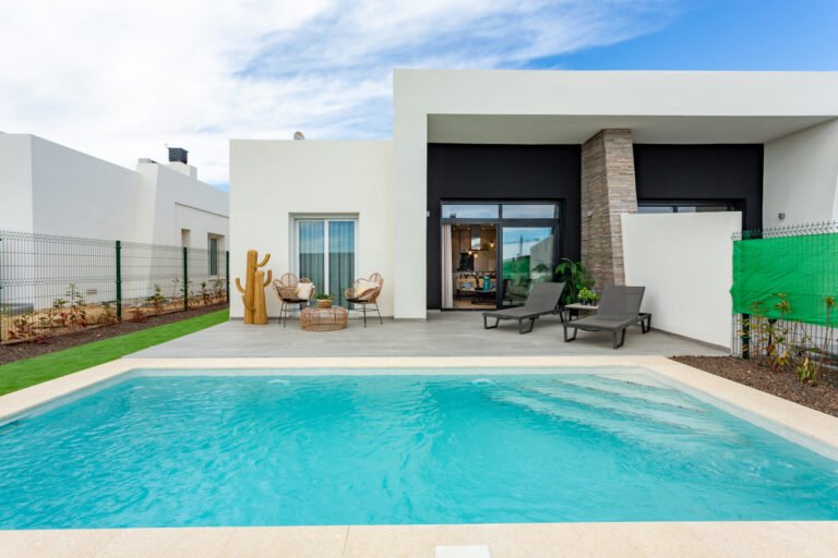 Die Doppelhaushälften Kos der Wohnanlage in La Finca Resort