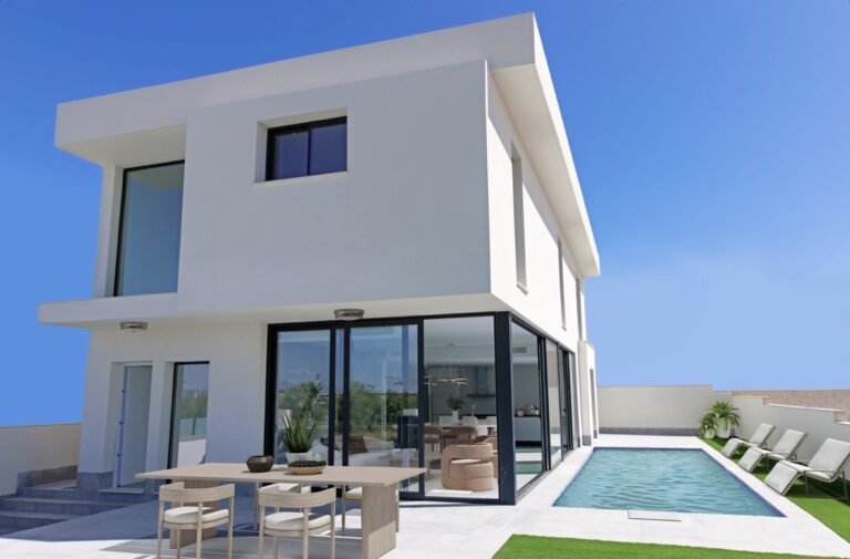 Villa Miró – zeitgenössisches Design in Gran Alacant
